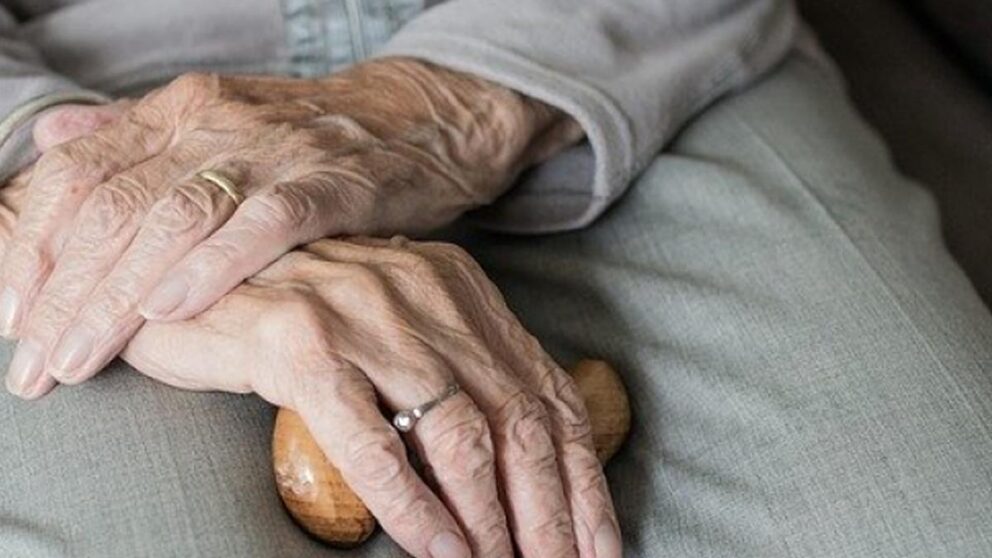 ZIUA PERSOANELOR VÂRSTNICE: MOLDOVA SE CONFRUNTĂ CU O CREȘTERE SEMNIFICATIVĂ A POPULAȚIEI ÎN VÂRSTA DE 60 DE ANI ȘI PESTE